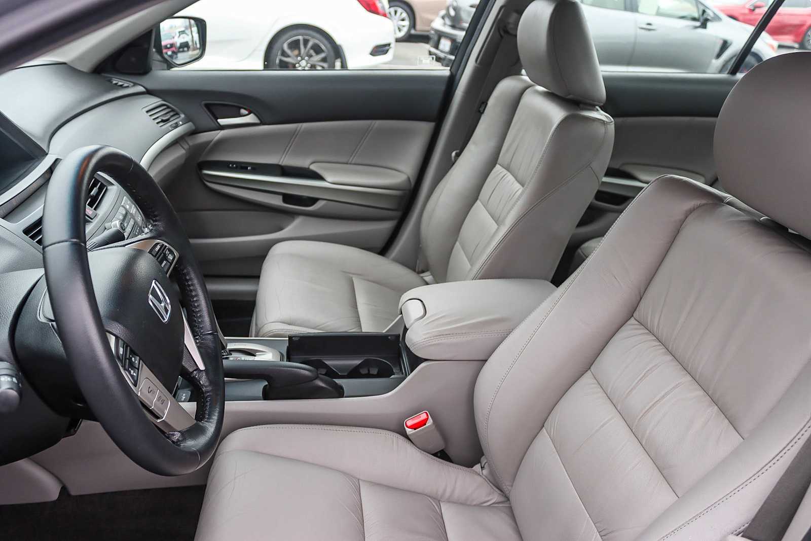 Thumbnail: 2010 Honda Accord - 17