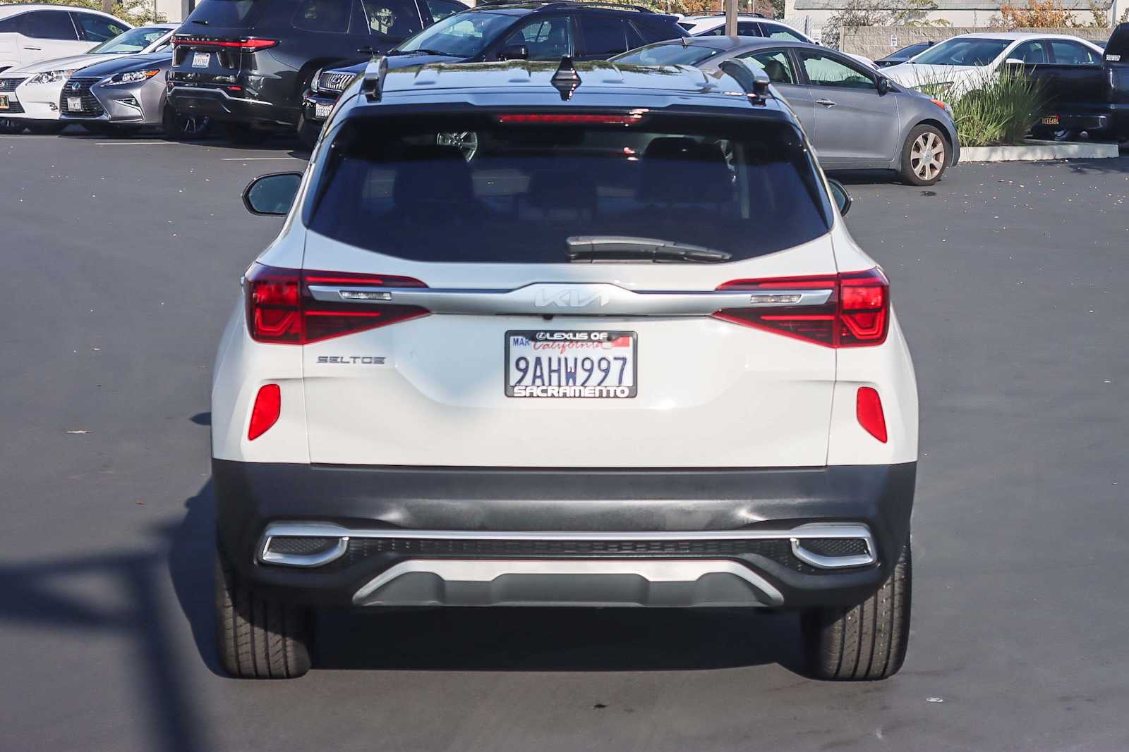 2022 Kia Seltos SX photo 3