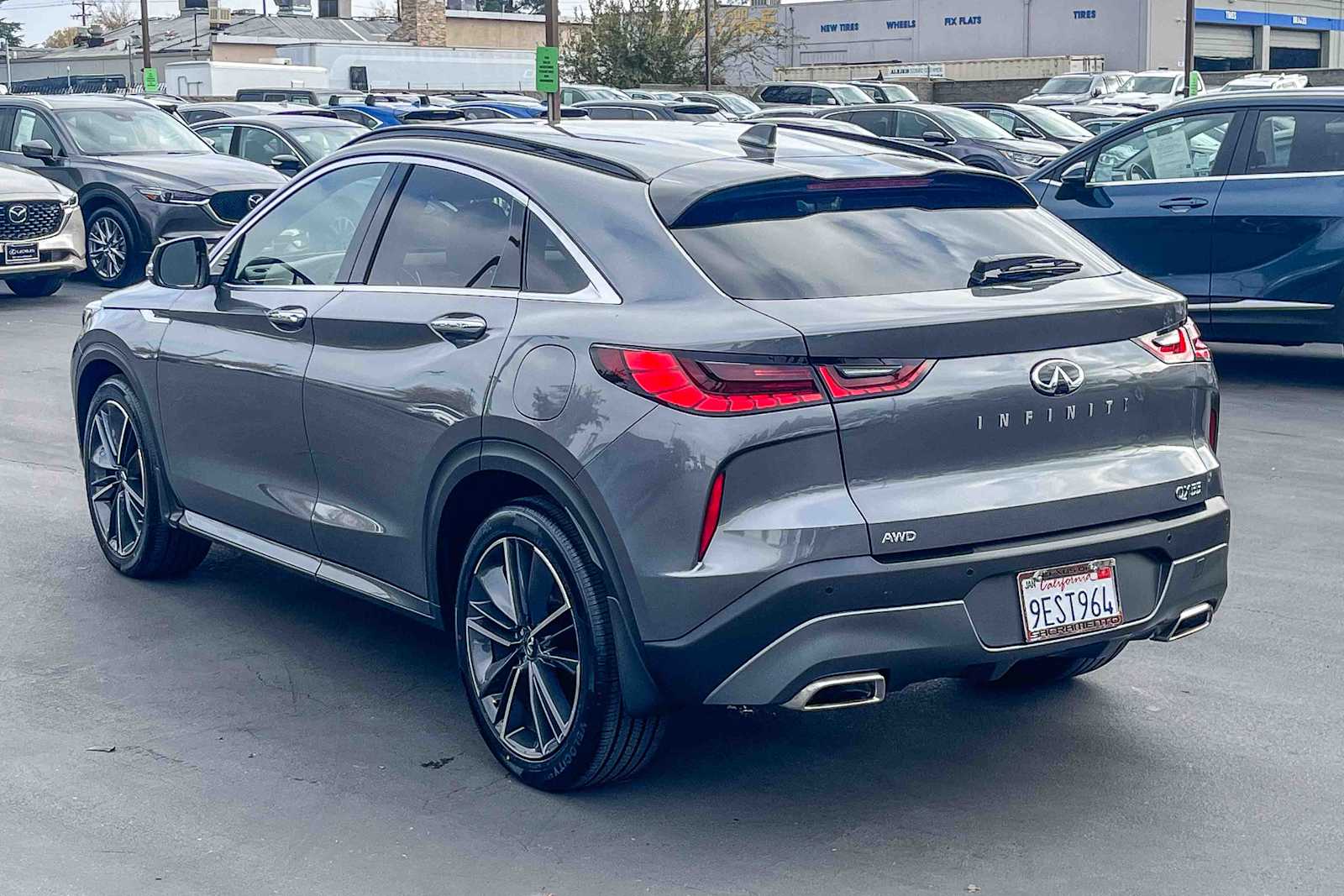 2023 Infiniti QX55 Luxe photo 2