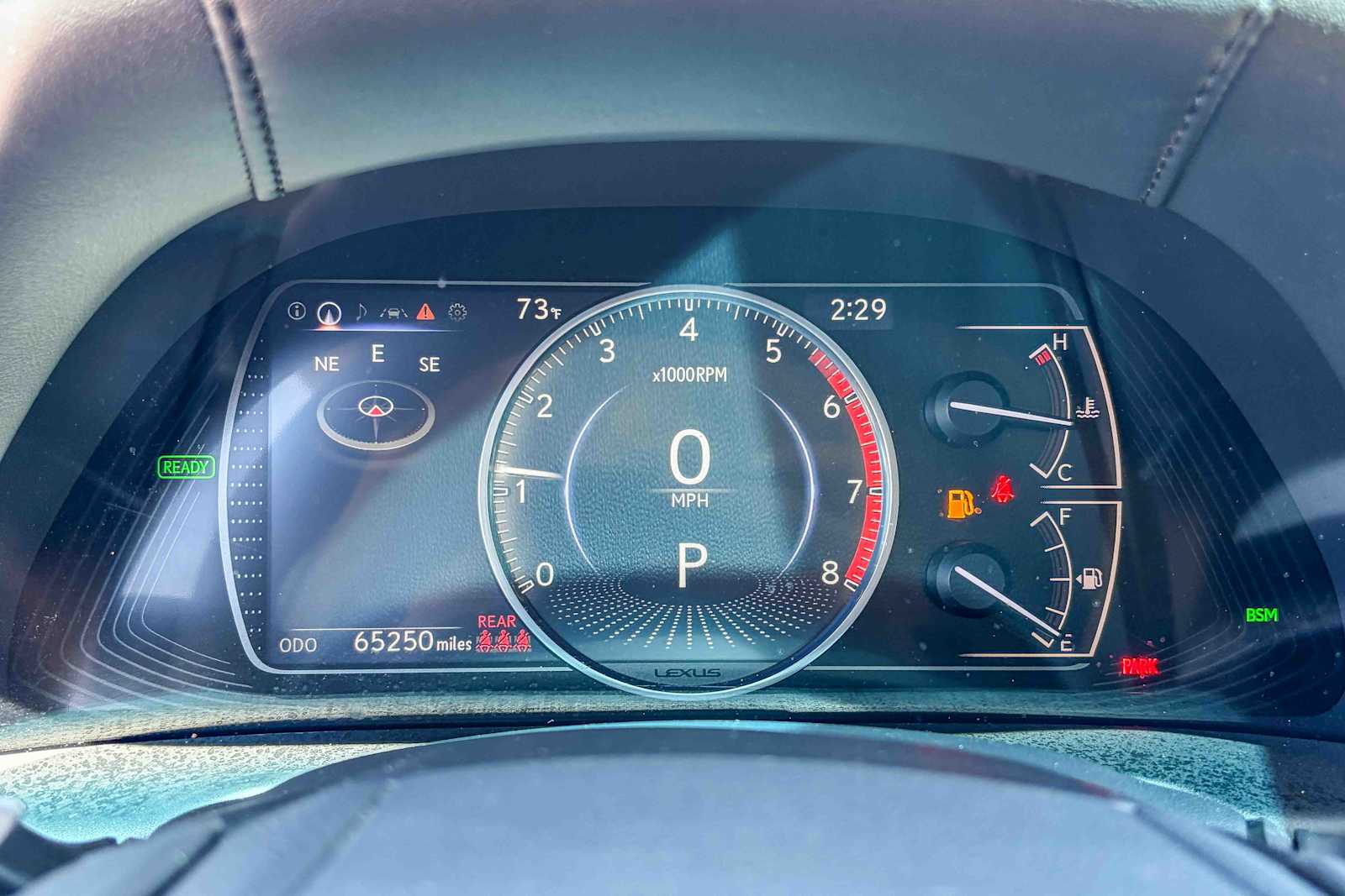 Thumbnail: 2021 Lexus ES - 22
