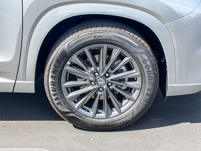 Thumbnail: 2026 Lexus TX - 9
