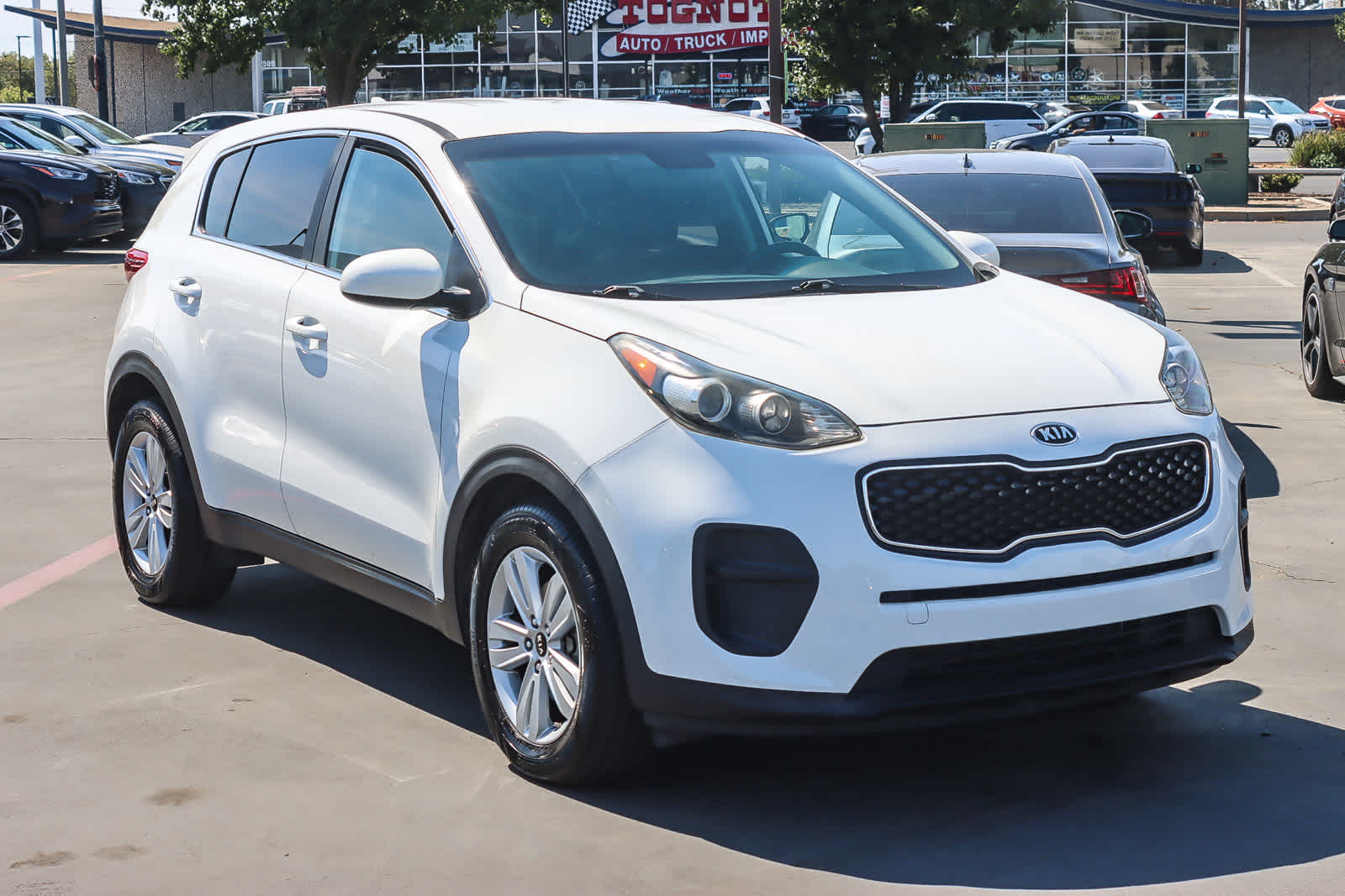 Thumbnail: 2018 Kia Sportage - 5