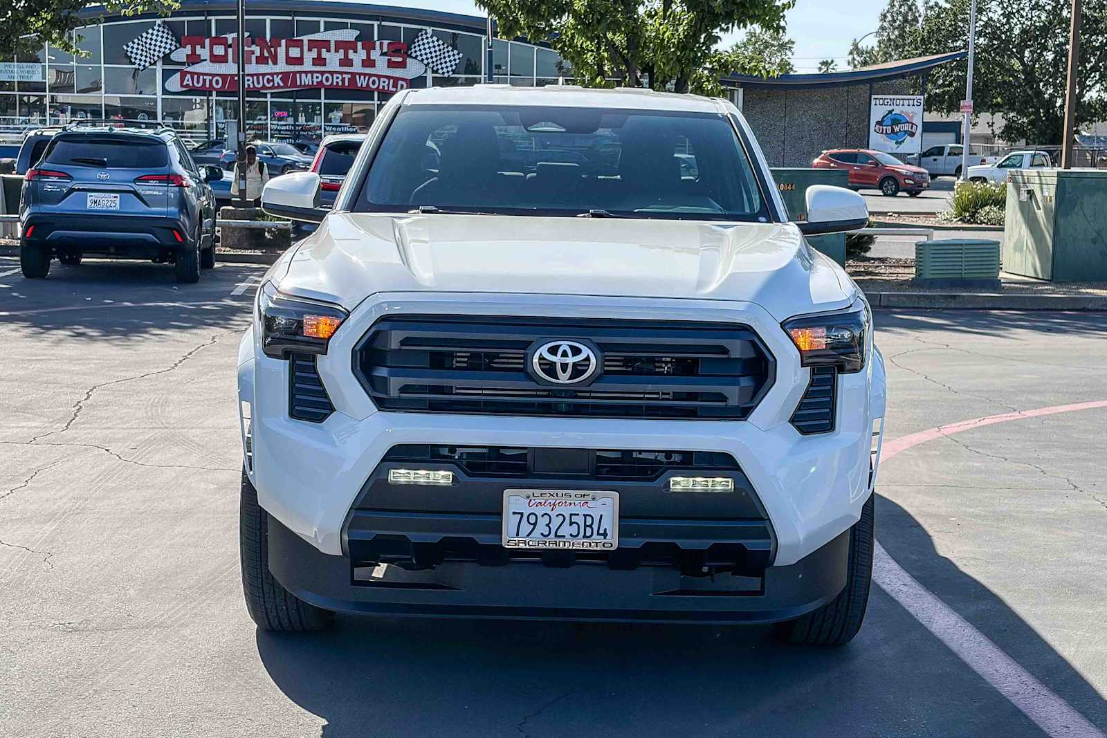 2024 Toyota Tacoma SR5 photo 5
