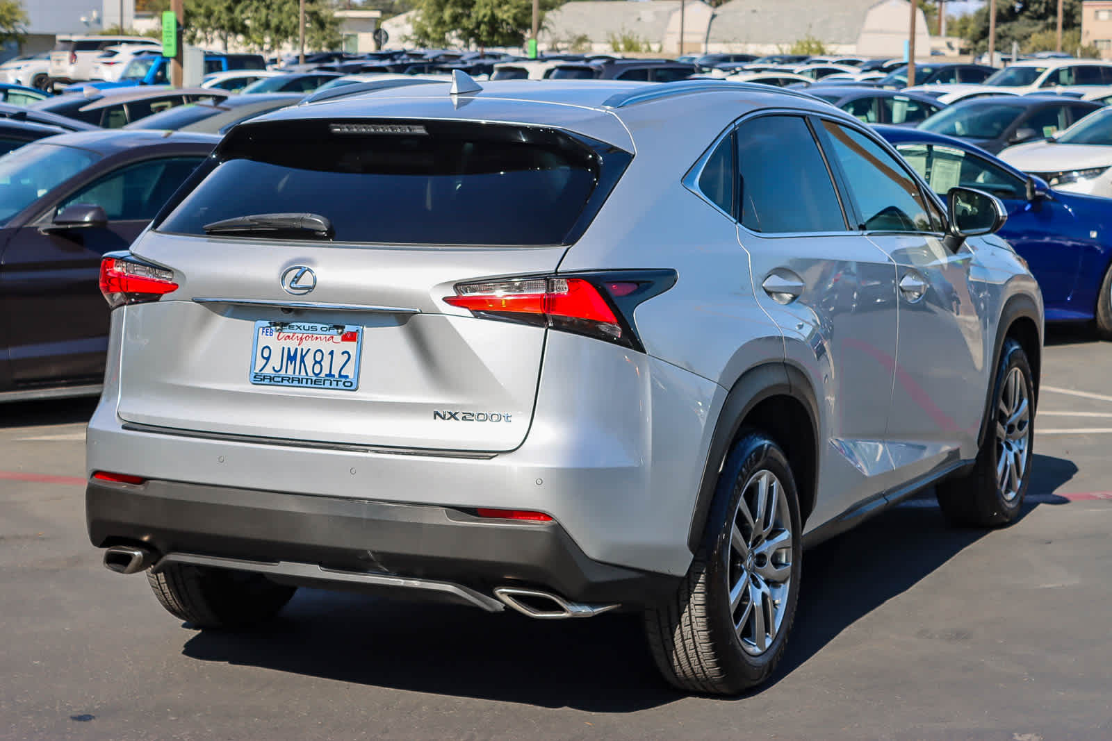 2016 Lexus NX 200t Luxury photo 4