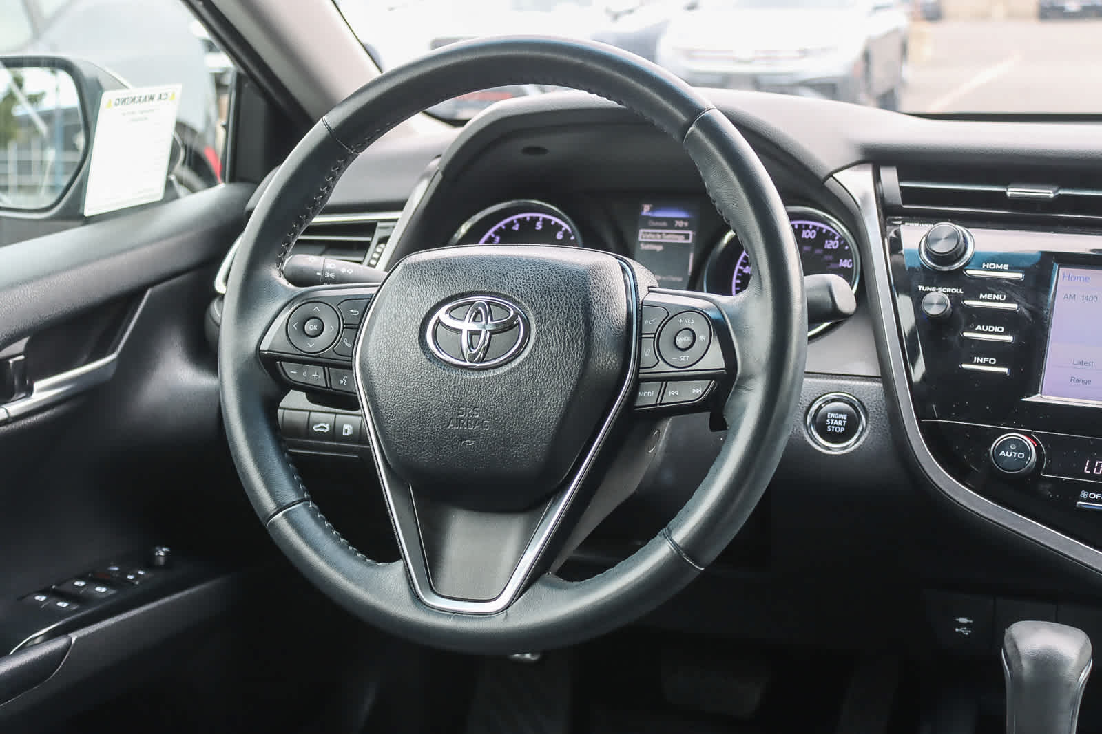 Thumbnail: 2018 Toyota Camry - 14