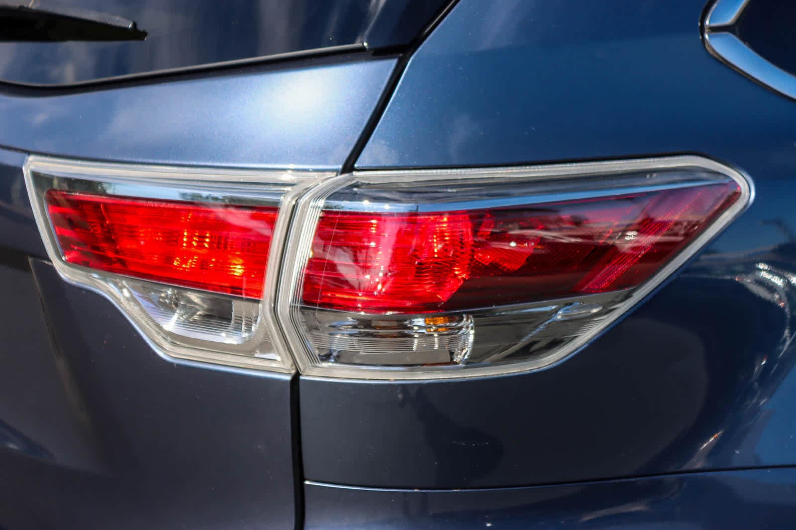 Thumbnail: 2016 Toyota Highlander - 8