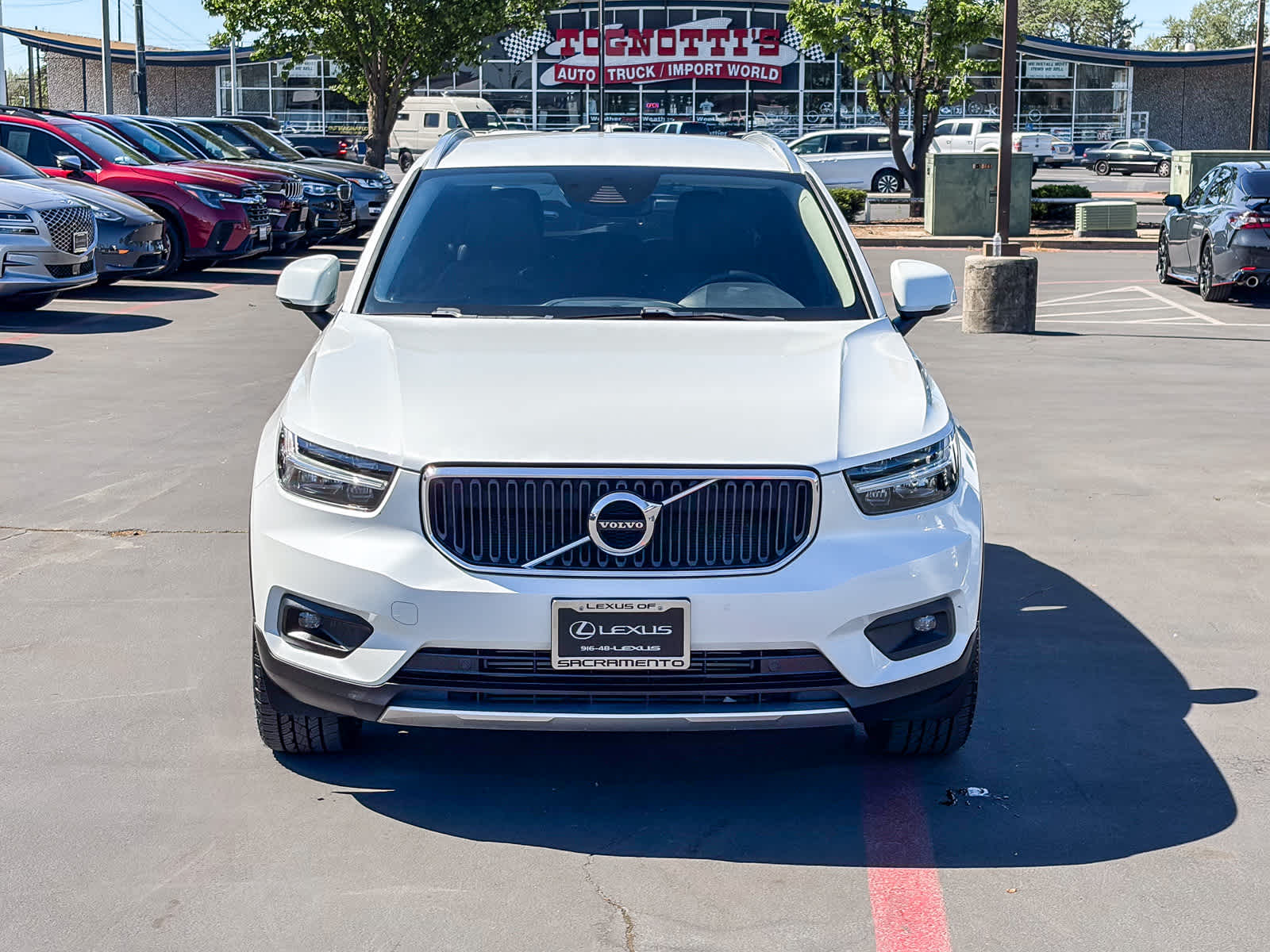 2021 Volvo XC40 T5 Momentum photo 5