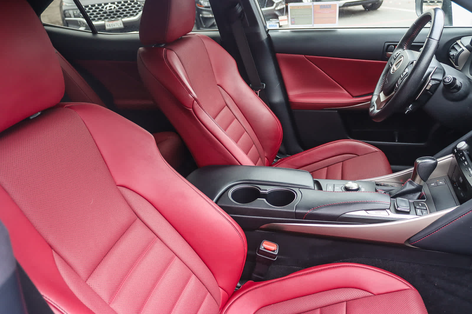 Thumbnail: 2018 Lexus IS - 16