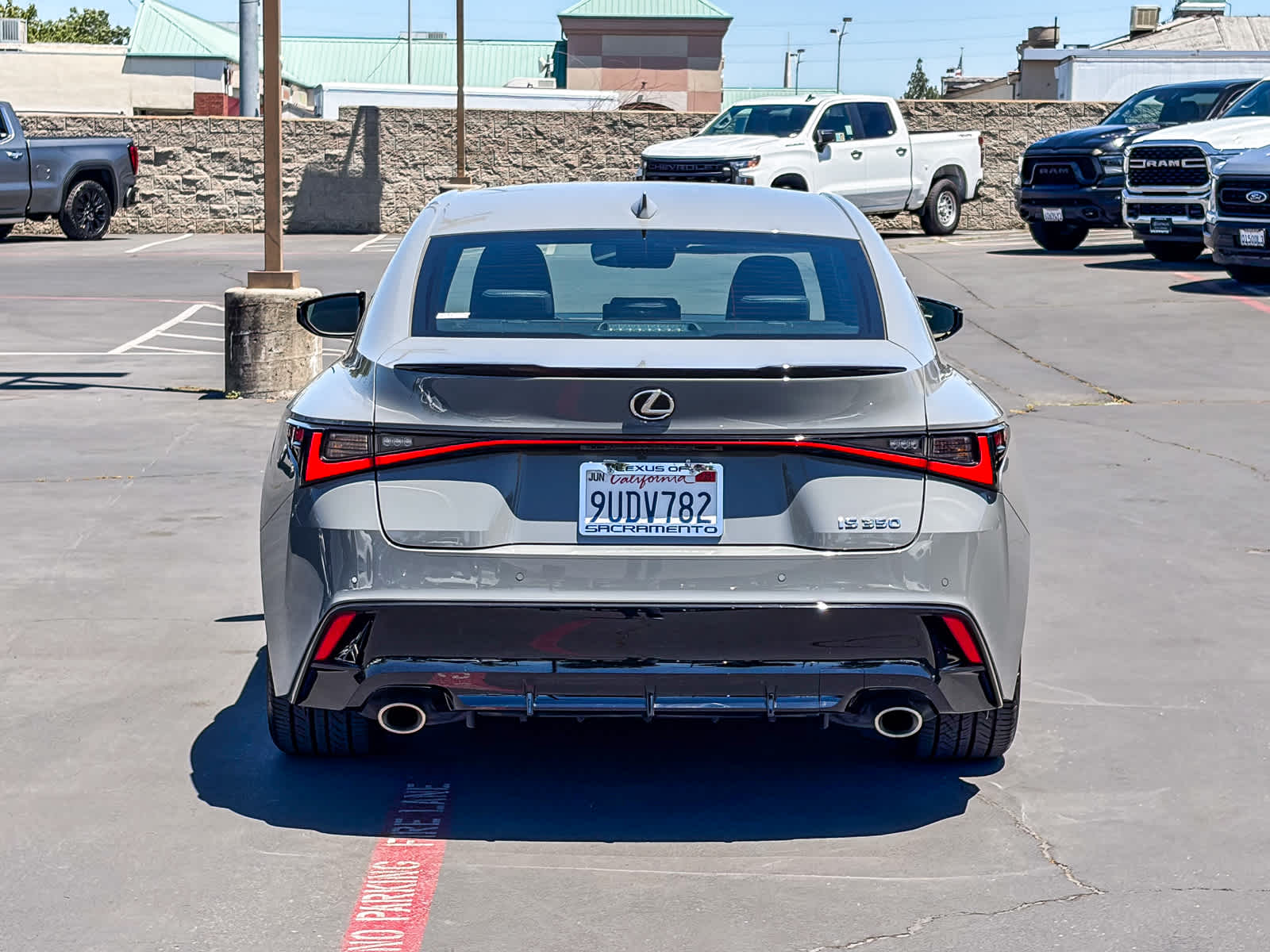 Thumbnail: 2025 Lexus ES - 2