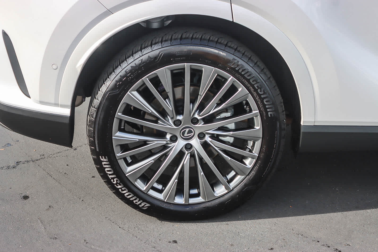 Thumbnail: 2024 Lexus RX - 10