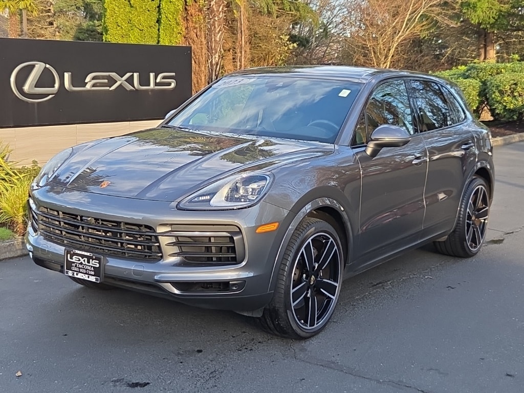2023 Porsche Cayenne Base's photo