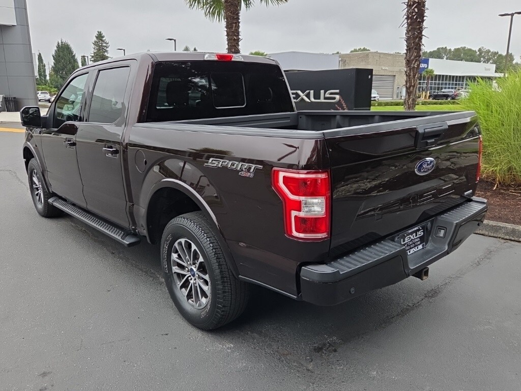 2019 Ford F-150 XLT photo 2