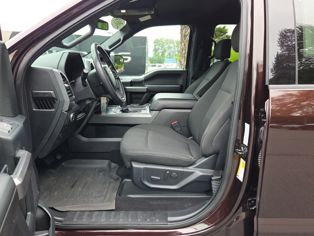 2019 Ford F-150 XLT photo 3