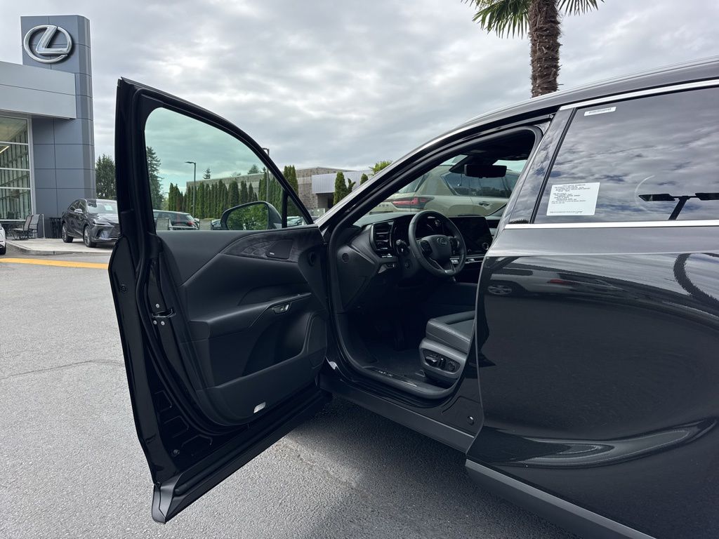 2026 Lexus RX 350 Luxury - Photo 8