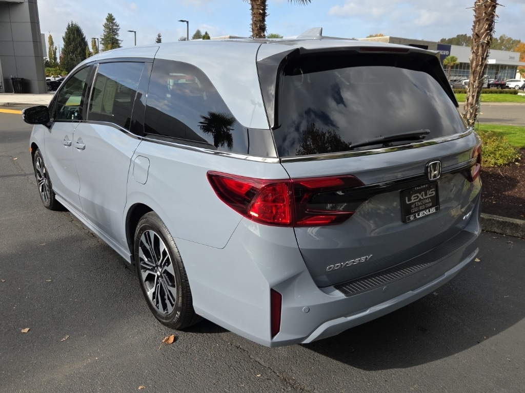 Used 2025 Honda Odyssey Elite Minivan/Van