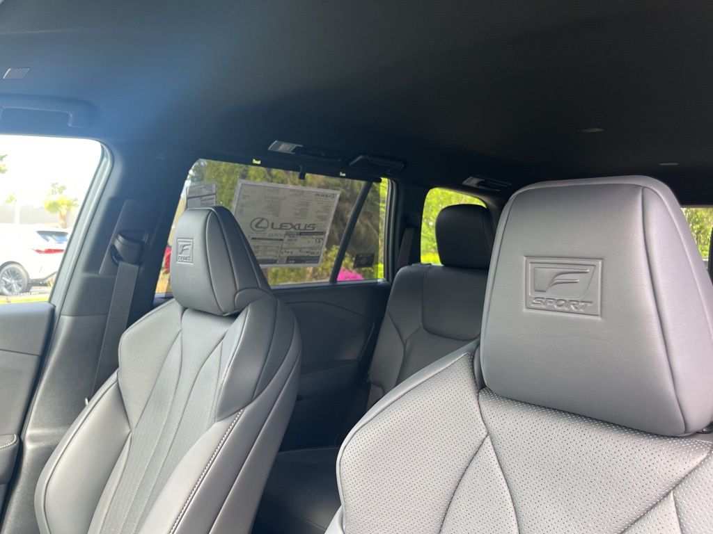 2026 Lexus TX 500h F-Sport - Photo 14