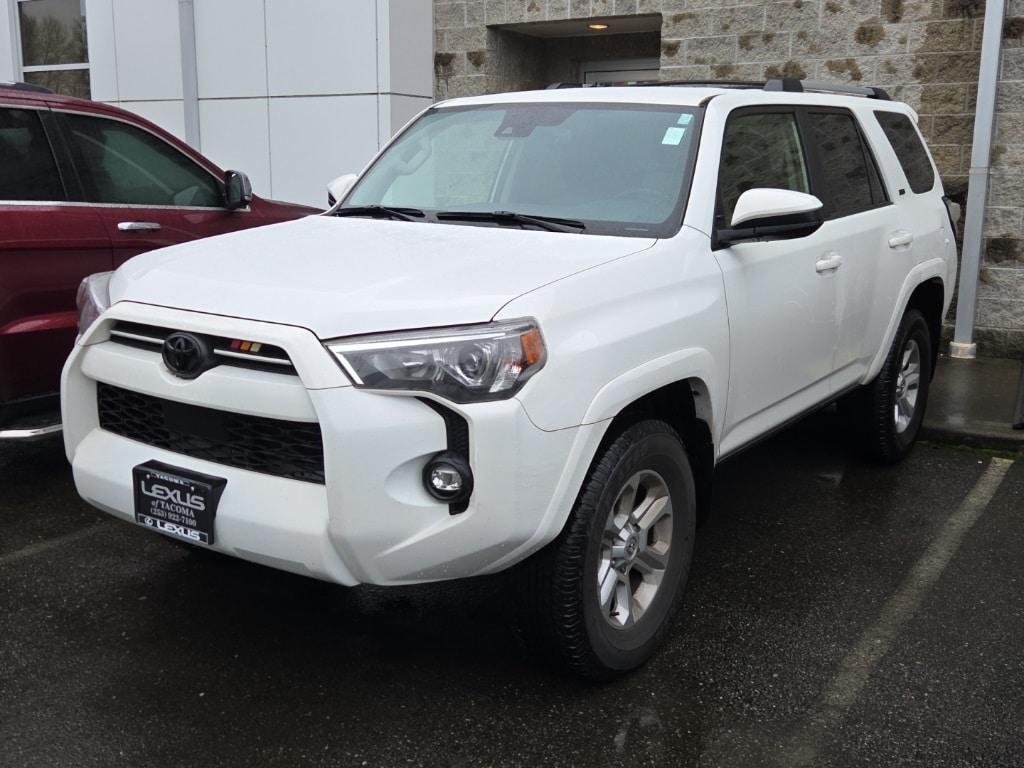 2023 Toyota 4Runner SR5's photo
