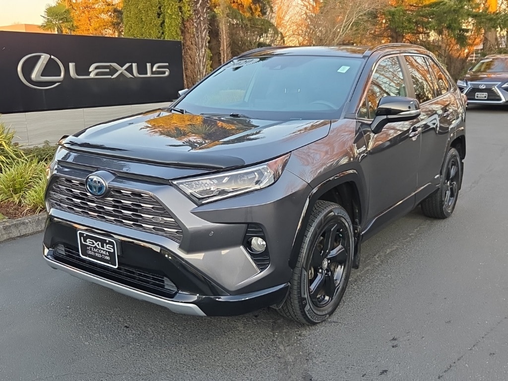 2020 Toyota RAV4 XSE