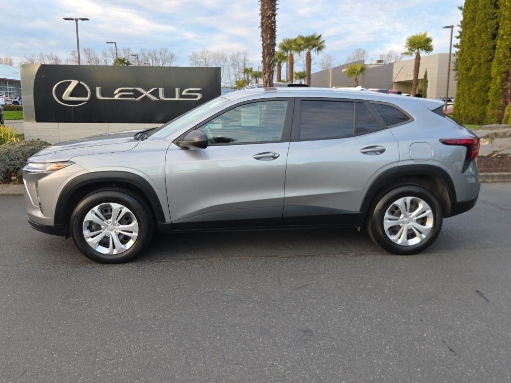 Used 2024 Chevrolet Trax LS with VIN KL77LFE2XRC030358 for sale in Fife, WA