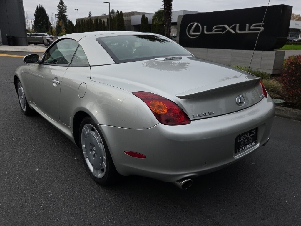 2004 Lexus SC 430 photo 3