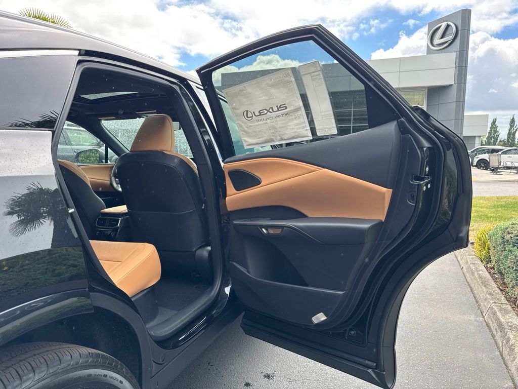 2026 Lexus RX 350 Premium - Photo 11