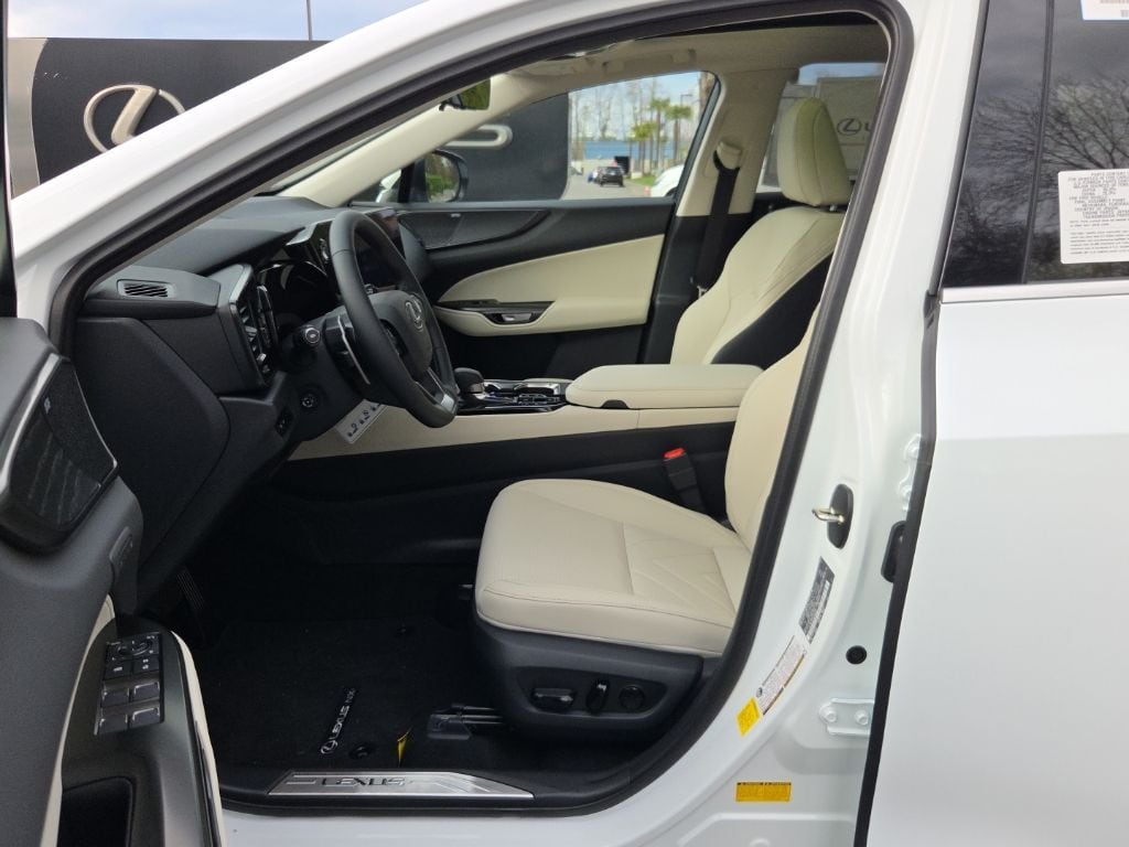 New 2026 Lexus NX PLUG-IN HYBRID ELECTRIC VEHICLE 450h+ LUXURY AWD 5-DOOR SUV 4X4