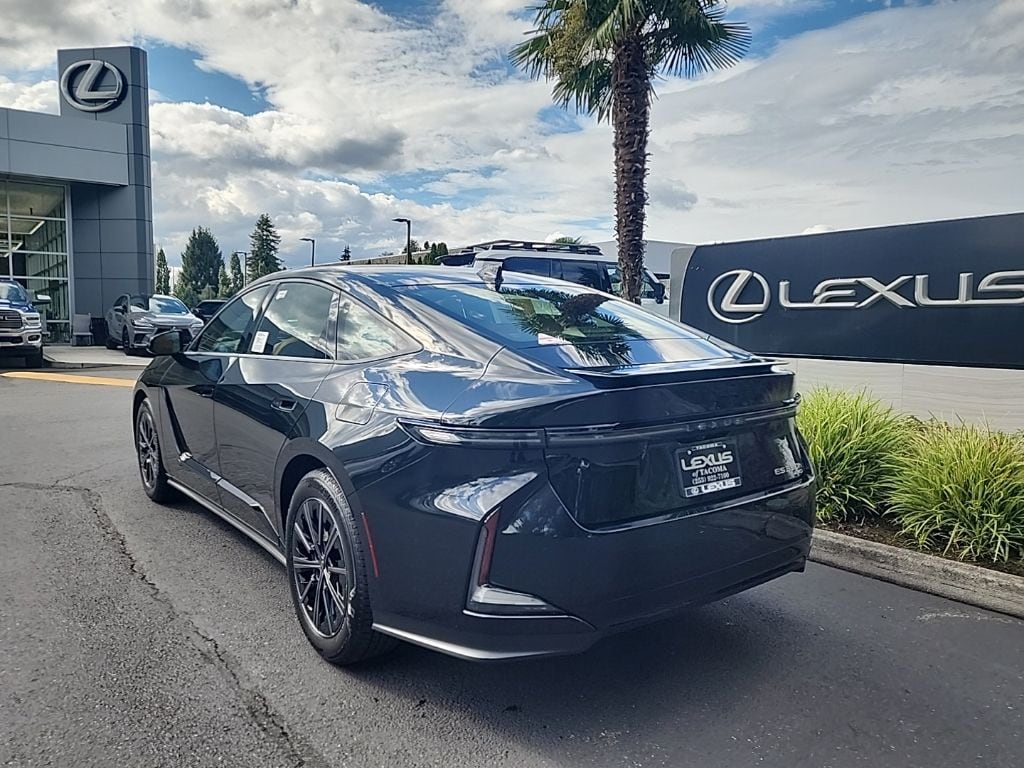 New 2026 Lexus ES HYBRID 350h PREMIUM AWD PREMIUM