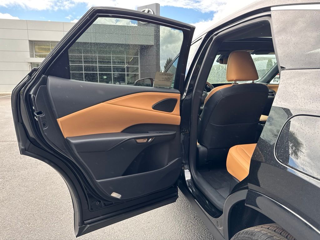 2026 Lexus RX 350 Premium - Photo 9