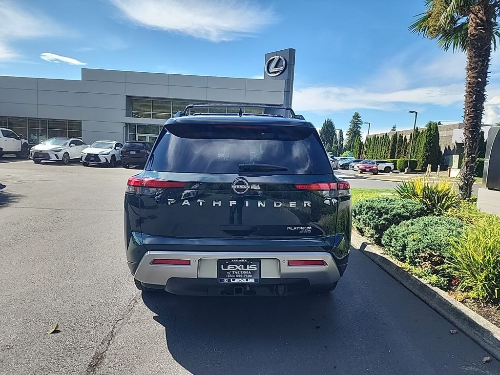 Used 2023 Nissan Pathfinder Platinum