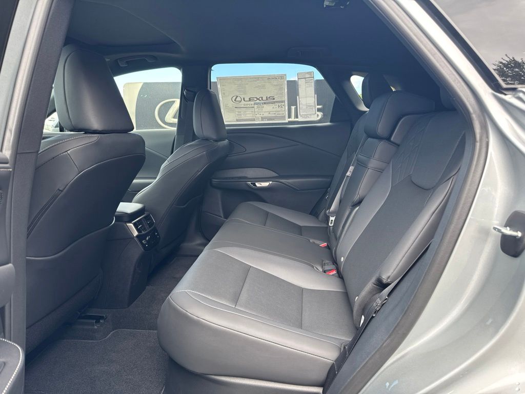 2026 Lexus RX 350 Premium - Photo 5