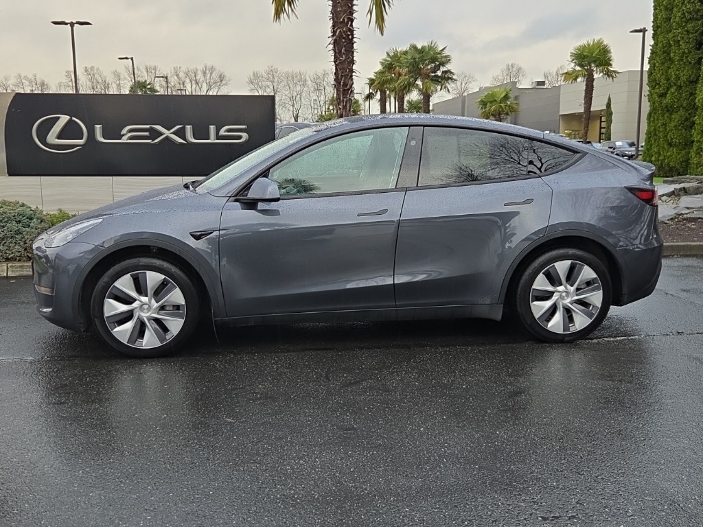 Used 2023 Tesla Model Y Long Range with VIN 7SAYGDEE1PF919871 for sale in Fife, WA