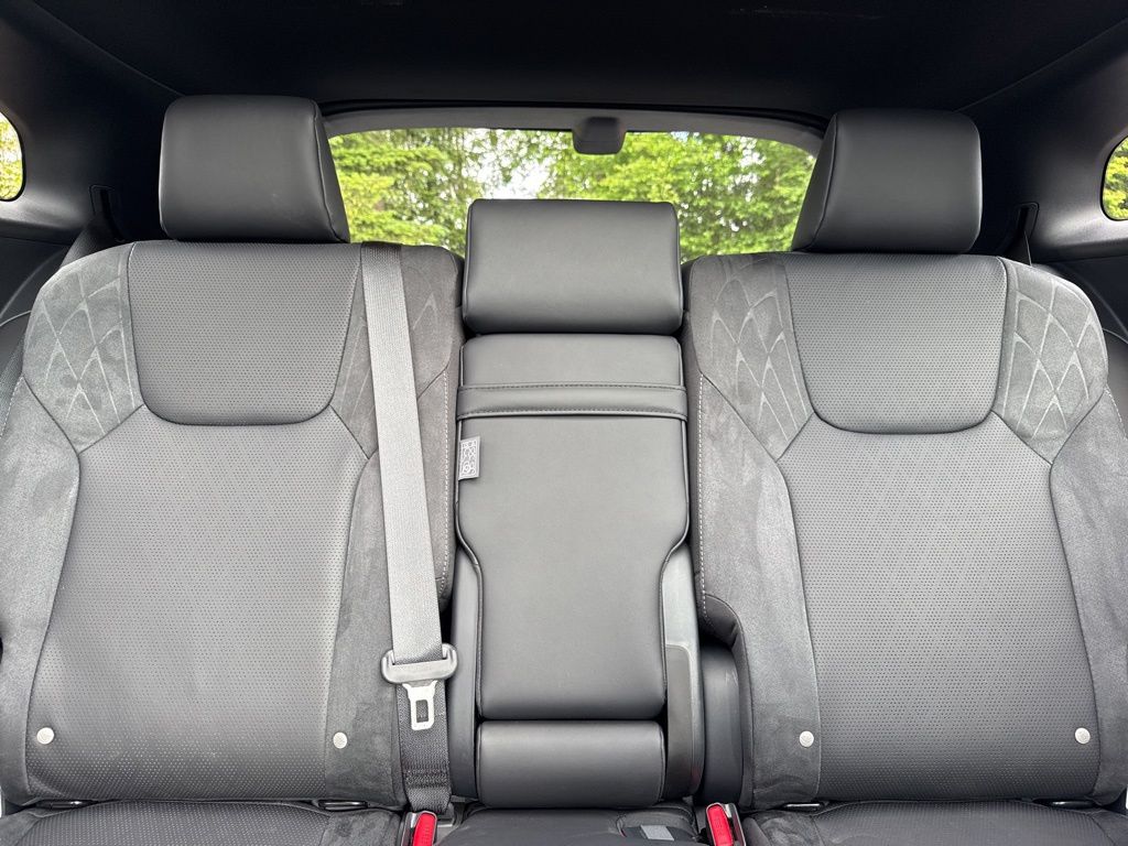 2026 Lexus RX 350 Luxury - Photo 16