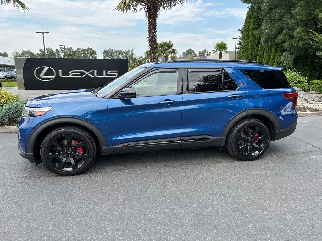 2020 Ford Explorer ST photo 2