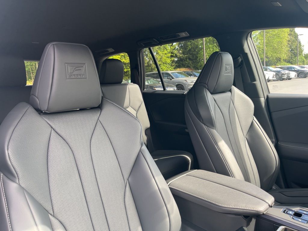 2026 Lexus TX 500h F-Sport - Photo 21