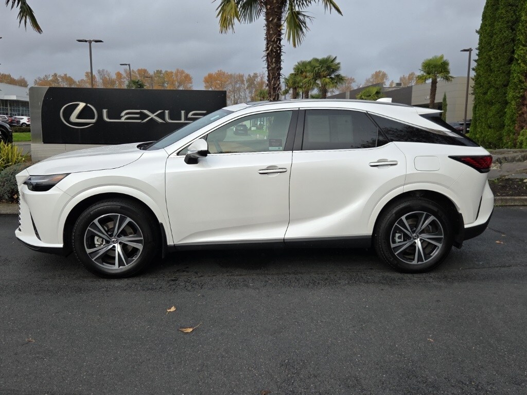 2023 Lexus RX 350h Premium photo 2