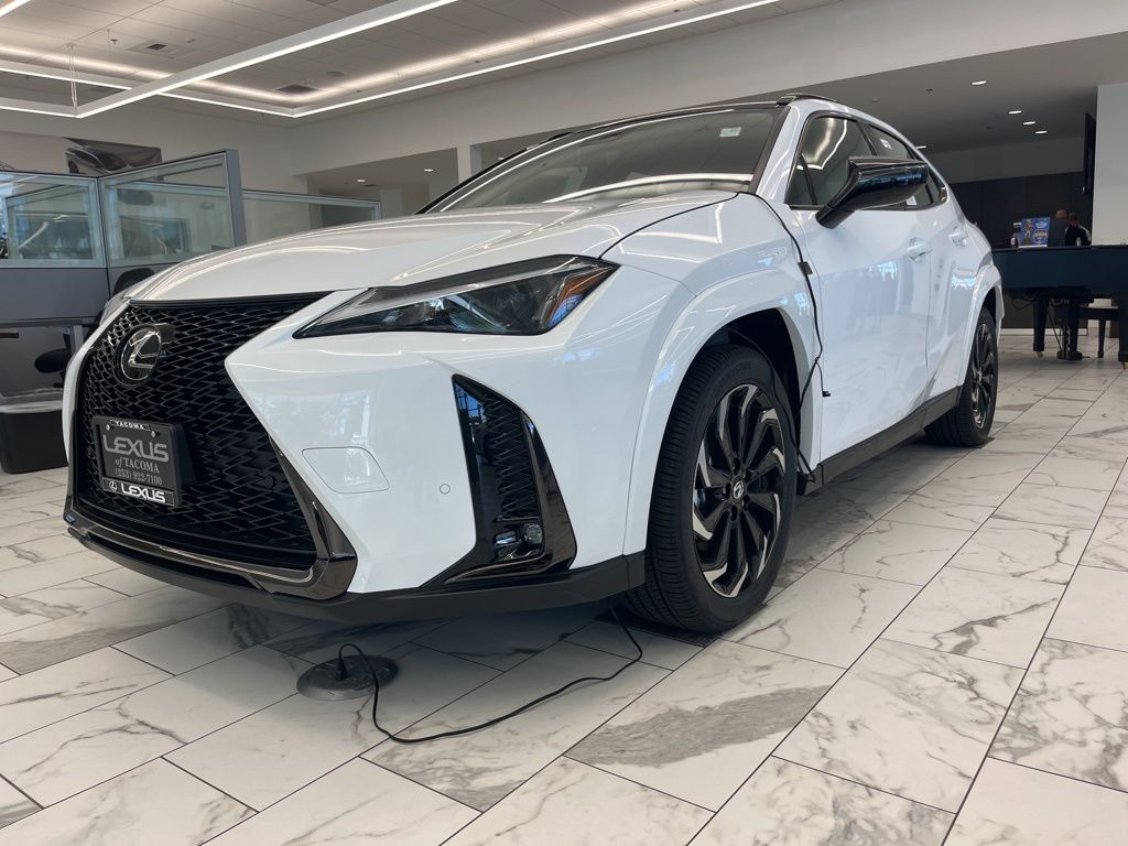 2026 Lexus UX 300h 300h F Sport Design AWD's photo