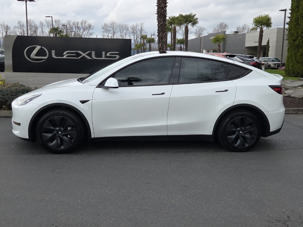 Used 2024 Tesla Model Y Long Range SUV