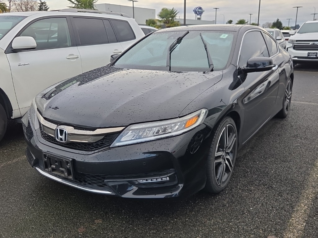2016 Honda Accord Touring's photo