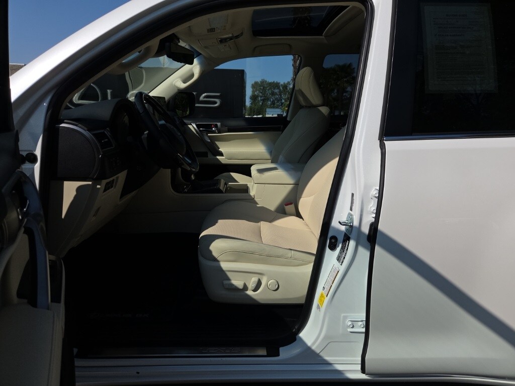 2022 Lexus GX 460 Premium photo 4