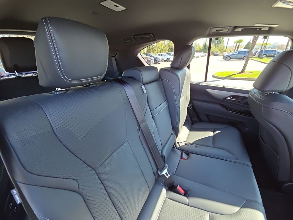 2026 Lexus LX F-Sport - Photo 18