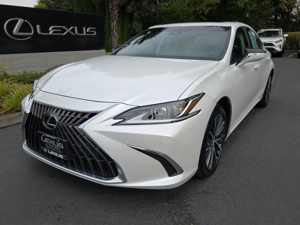 Certified 2023 Lexus ES 300h  SEDAN