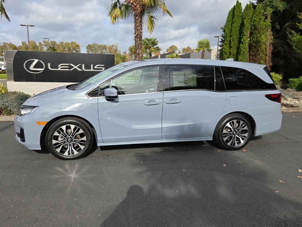Used 2025 Honda Odyssey Elite Minivan/Van