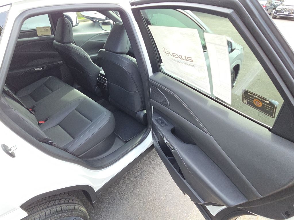 2026 Lexus RX 350 Premium - Photo 17