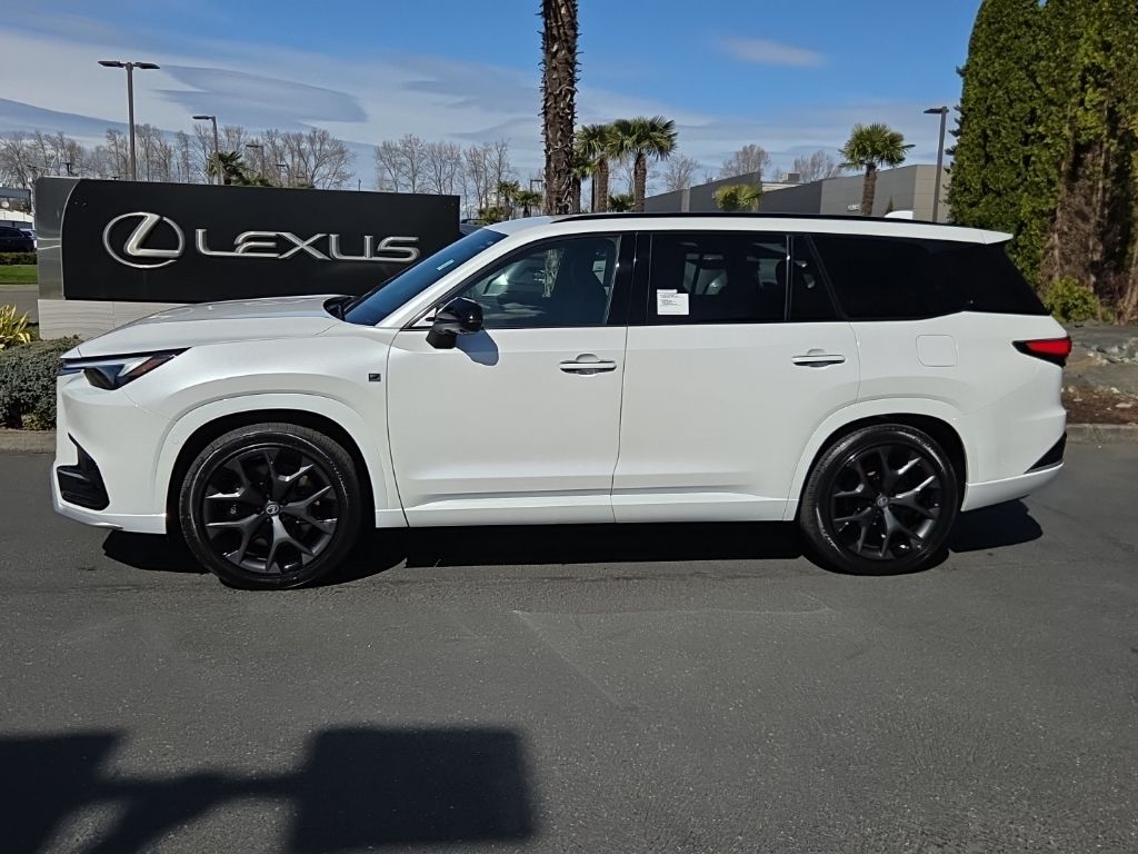 2026 Lexus TX 500h F-Sport - Photo 2