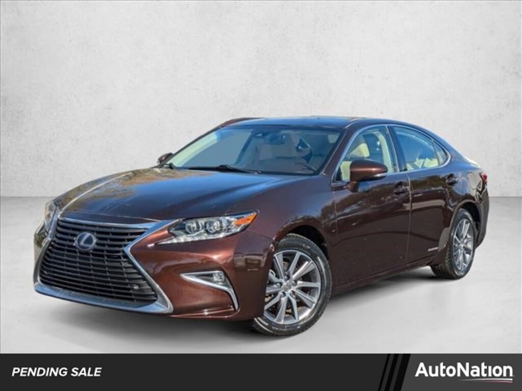Used 2017 Lexus ES 300h Sedan