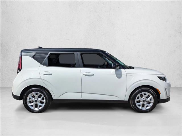2024 Kia Soul S photo 4