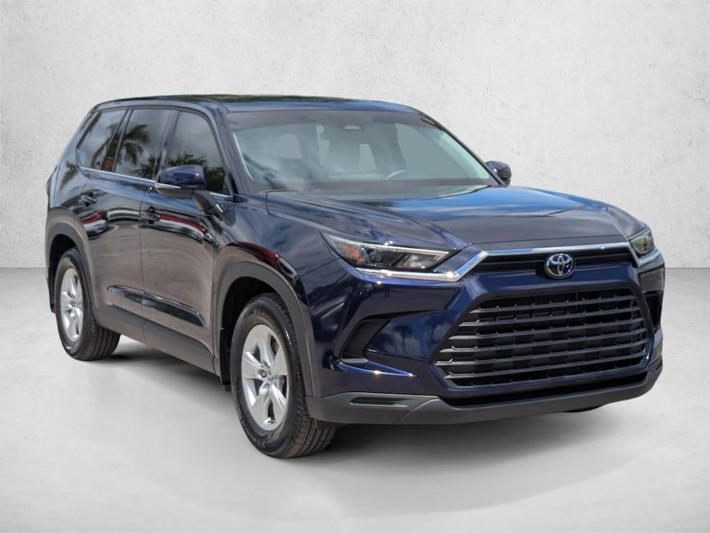 Used 2025 Toyota Grand Highlander Hybrid LE SUV