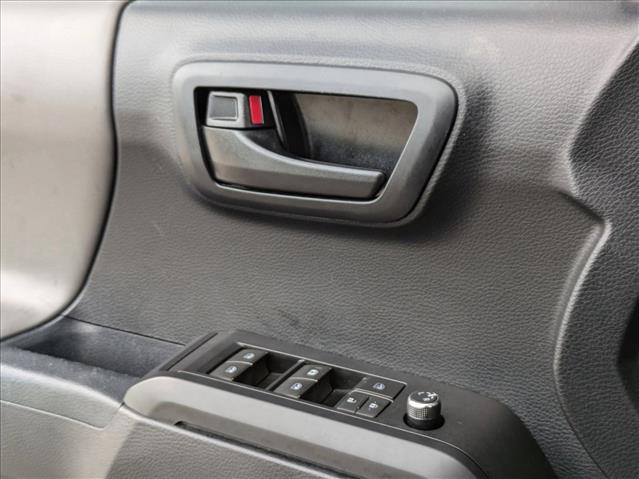 2018 Toyota Tacoma SR photo 2
