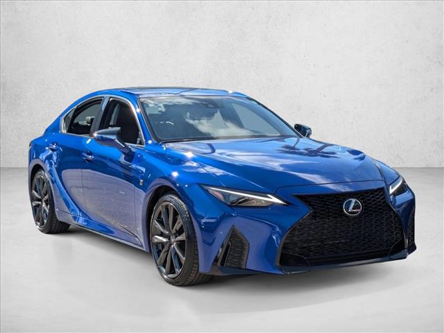 2025 Lexus IS 350 F SPORT photo 3