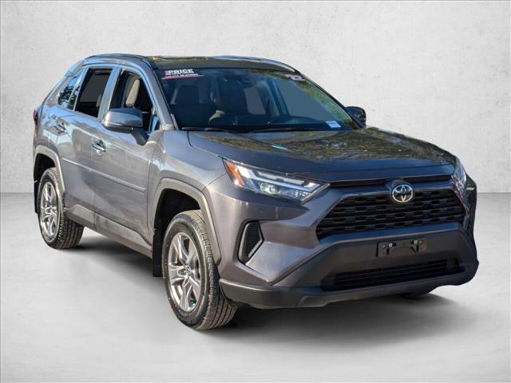 Used 2022 Toyota RAV4 XLE SUV